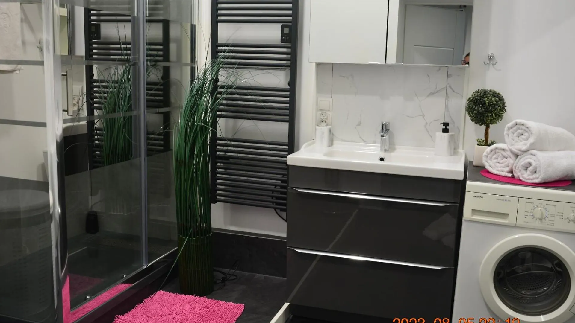 Apartment Near Old Town location